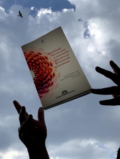 La modalidad semipresencial permite la innovación y un nuevo tipo de aprendizaje